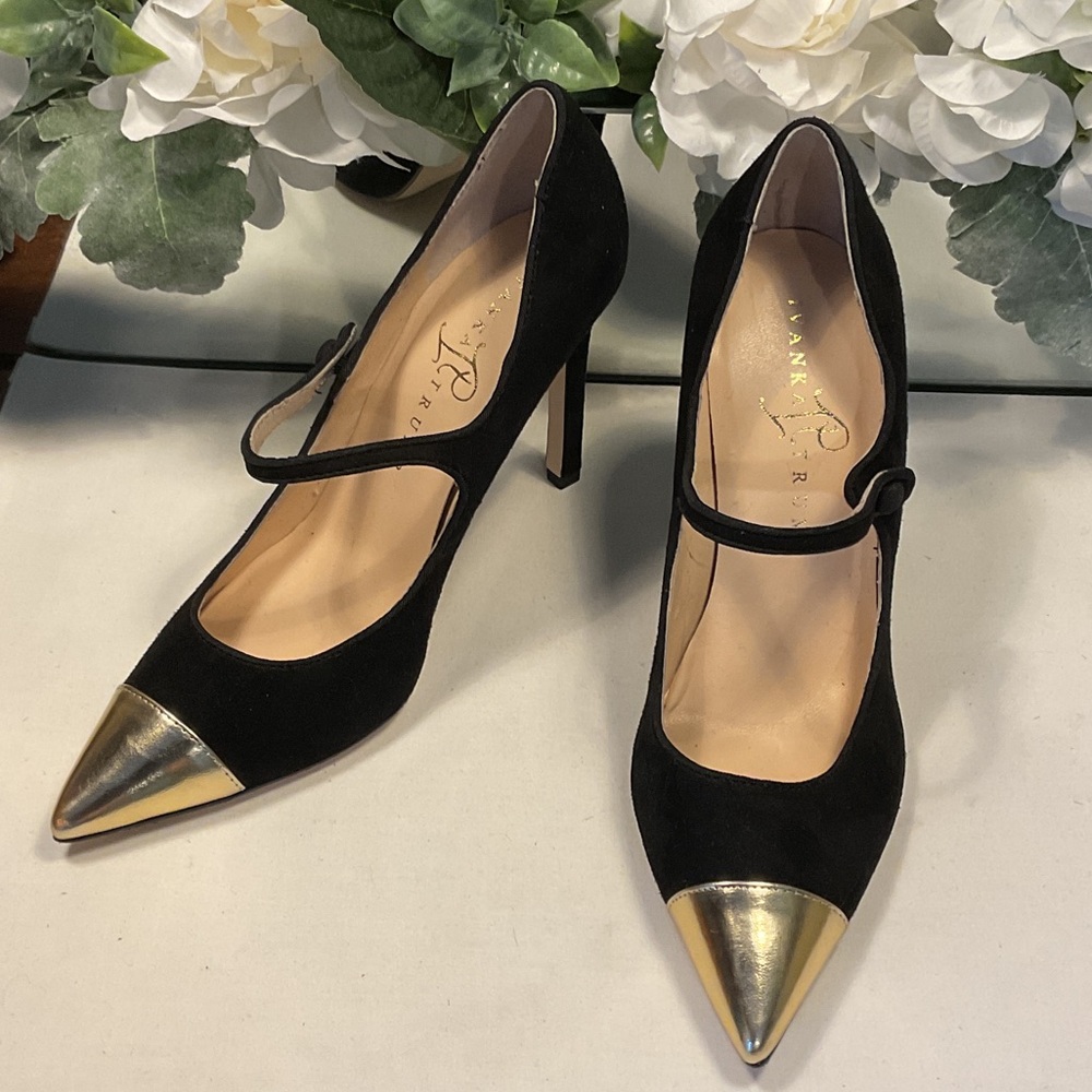 Ivanka Trump Black and Gold Pointed Heels